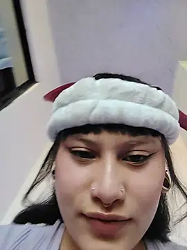 Eva Clark01 online show from 10/24/25, 01:21