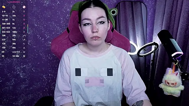 MargarettRose online show from 06/10/26, 04:35