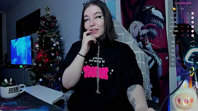 MargarettRose online show from 01/13/26, 02:04