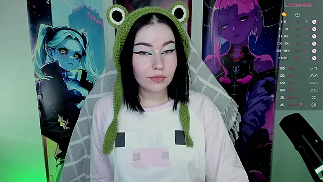 MargarettRose online show from 02/13/26, 02:11