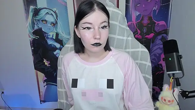 MargarettRose online show from 12/02/25, 02:01