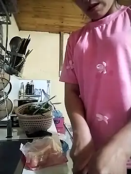 tuyetnhi-00 online show from 10/06/25, 11:33