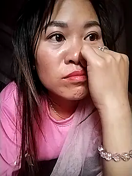 tuyetnhi-00 online show from 10/07/25, 01:17