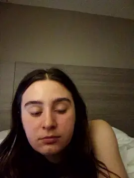 Snapshot of freakylittlebitch69 chatting on 10/10/25, 03:29 freakylittlebitch69 online show from 10/10/25, 03:29