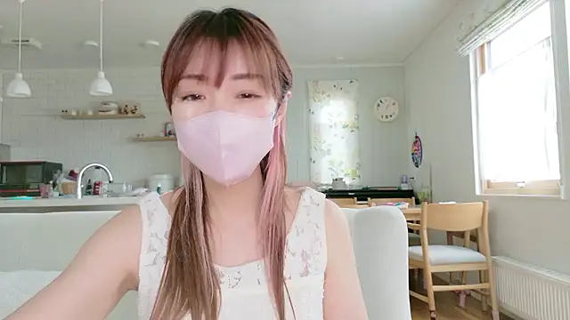 SUZU 1201 online show from 04/17/26, 04:04