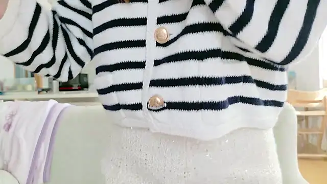 SUZU 1201 online show from 02/23/26, 01:29