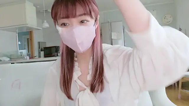 SUZU 1201 online show from 04/23/26, 12:50