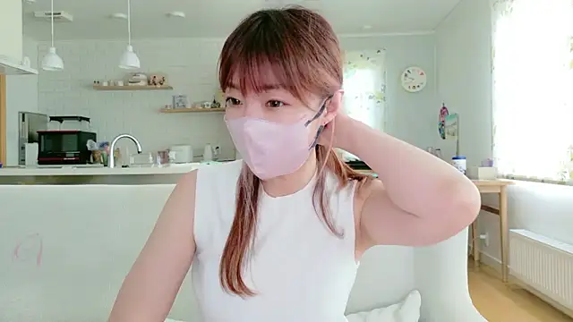 Snapshot of SUZU_1201 chatting on 06/21/26, 12:38 SUZU 1201 online show from 06/21/26, 12:38