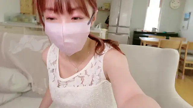 Snapshot of SUZU_1201 chatting on 09/20/25, 01:10 SUZU 1201 online show from 09/20/25, 01:10