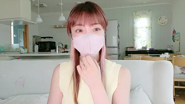 Snapshot of SUZU_1201 chatting on 06/07/26, 01:33 SUZU 1201 online show from 06/07/26, 01:33