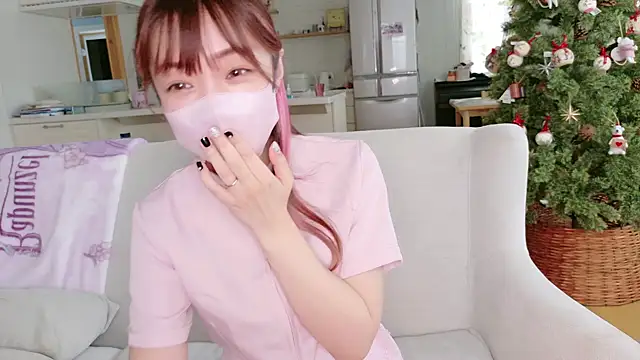 SUZU 1201 online show from 12/14/25, 12:39