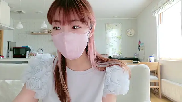 SUZU 1201 online show from 05/15/26, 12:41