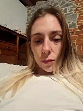 Snapshot of SexyAlya chatting on 10/01/25, 10:57 SexyAlya online show from 10/01/25, 10:57