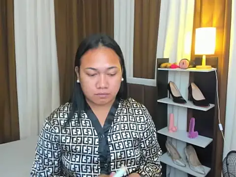 TsUncutKaren online show from 09/24/25, 04:13