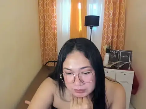 TsUncutKaren online show from 04/14/26, 06:07