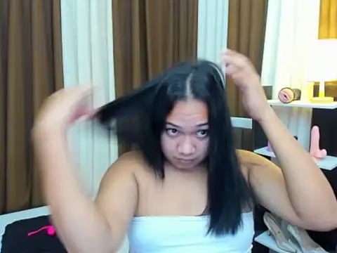 TsUncutKaren online show from 10/24/25, 08:52