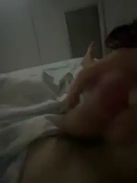 Snapshot of ZZURXXX chatting on 09/20/25, 05:12 ZZURXXX online show from 09/20/25, 05:12