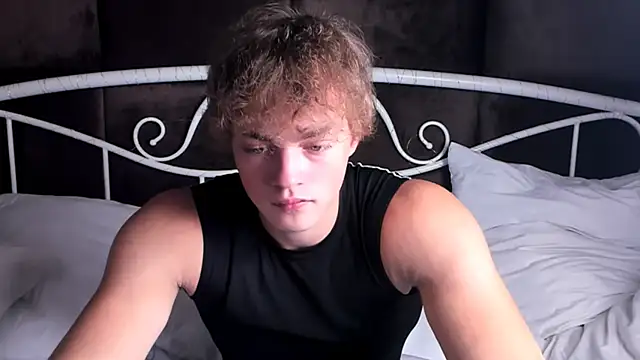 ChaseMuscular online show from 09/25/25, 10:32