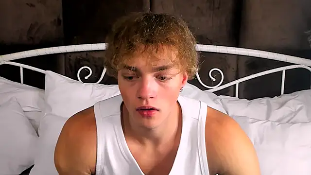 ChaseMuscular online show from 10/15/25, 08:28