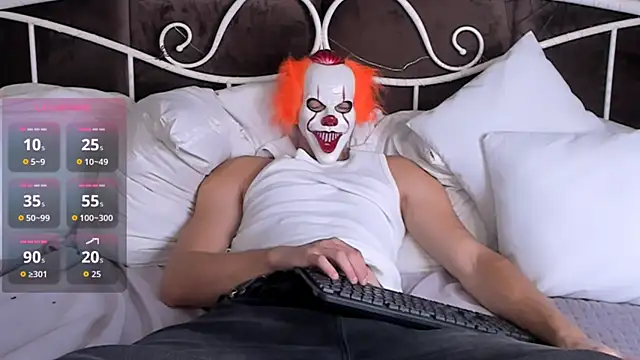 ChaseMuscular online show from 10/31/25, 11:07