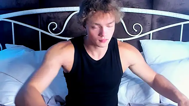 ChaseMuscular online show from 10/09/25, 04:13