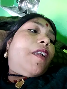 Priya tyagi online show from 10/19/25, 07:00