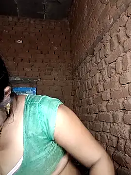 Priya tyagi online show from 09/20/25, 11:26