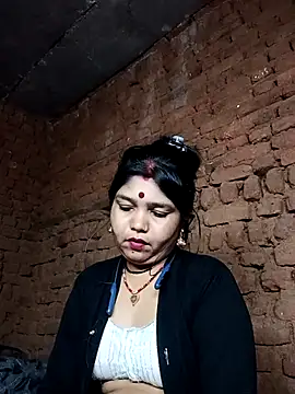 Priya tyagi online show from 10/07/25, 10:44