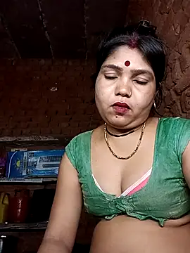 Priya tyagi online show from 09/22/25, 11:55