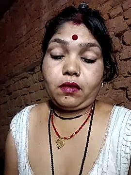 Priya tyagi online show from 09/26/25, 06:48