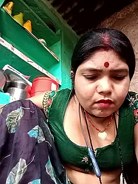 Priya tyagi online show from 10/02/25, 09:45