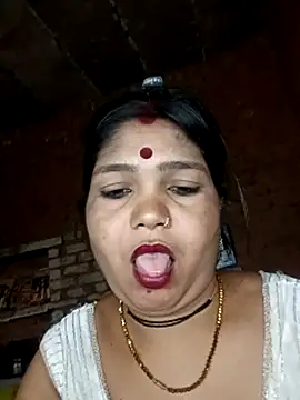 Priya tyagi online show from 09/21/25, 11:37