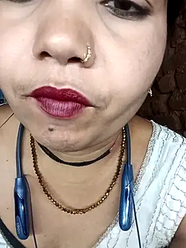 Priya tyagi online show from 09/12/25, 10:37