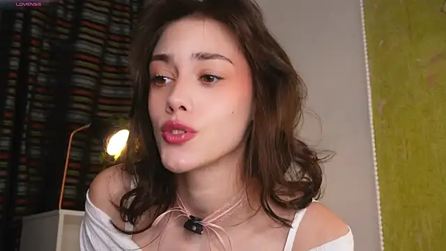 ttragedienne online show from 11/05/25, 01:52