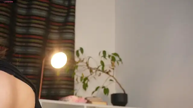 ttragedienne online show from 11/16/25, 10:20