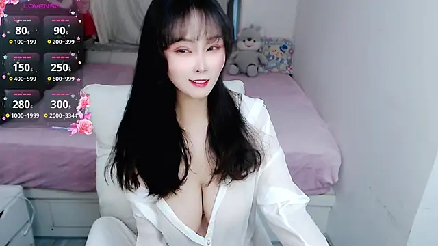 Luer Luer online show from 12/15/25, 12:49