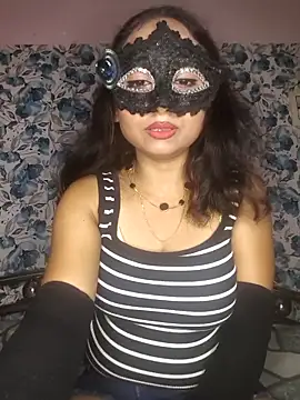 yours sugar babe online show from 04/23/26, 10:33