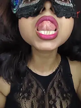 yours sugar babe online show from 06/15/26, 10:59