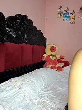 ariya-03 online show from 12/02/25, 07:04