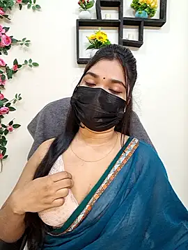 ariya-03 online show from 11/04/25, 05:44