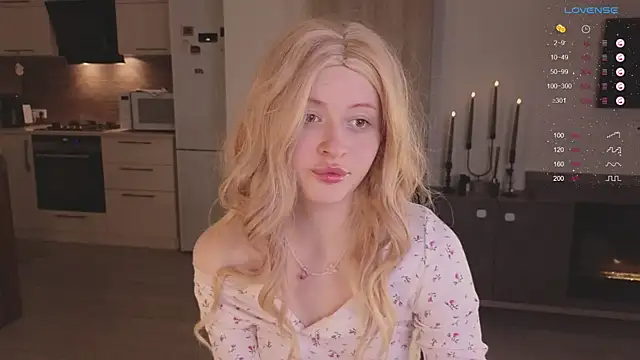 SabrinaCharm  online show from 04/16/26, 07:36