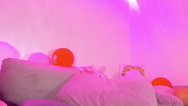 RileyNox online show from 04/25/26, 04:04