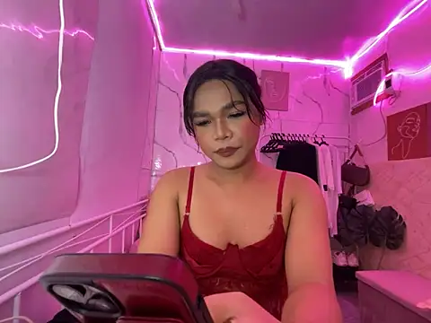 Snapshot of Sassy_lenarxx chatting on 09/15/25, 07:25 Sassy lenarxx online show from 09/15/25, 07:25