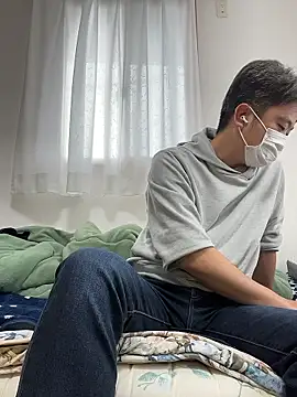 szk2412 online show from 04/15/26, 01:33