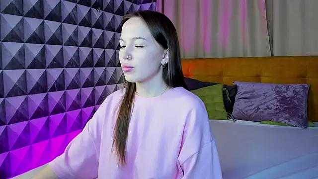 Maria Solis online show from 10/19/25, 11:18