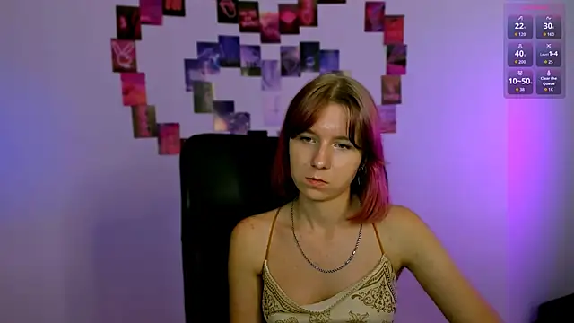 Snapshot of gloria_bubble chatting on 06/11/26, 12:32 gloria bubble online show from 06/11/26, 12:32