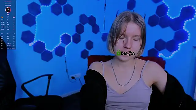 gloria bubble online show from 12/15/25, 02:28