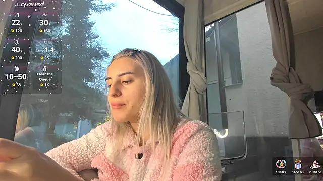 Ella Vee online show from 02/09/26, 06:22