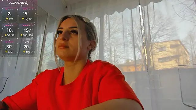 Snapshot of Ella_Vee chatting on 03/16/26, 05:55 Ella Vee online show from 03/16/26, 05:55