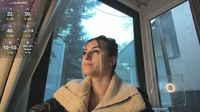 Ella Vee online show from 11/15/25, 06:06